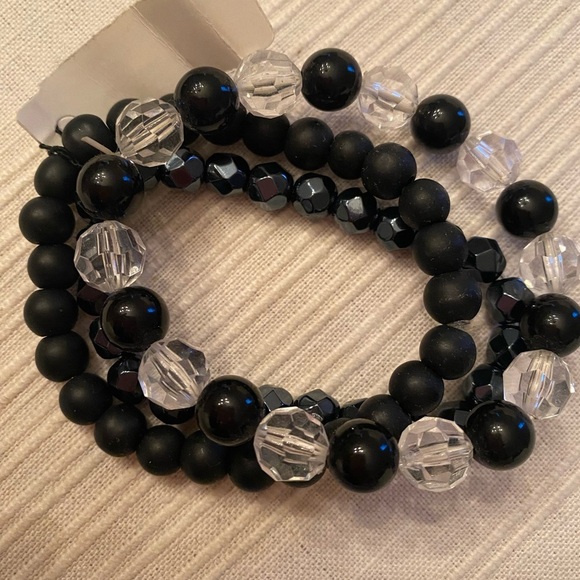 Assorted Beaded Bracelets - Picture 2 of 6